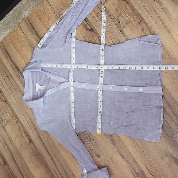 CHICO'S Purple Sheer Crinkle V-neck Roll-Tab Back Peplum Blouse - Picture 10 of 13